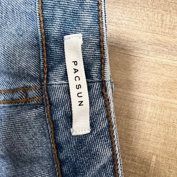 Pacsun mom shorts, size 29 - Picture 5 of 5